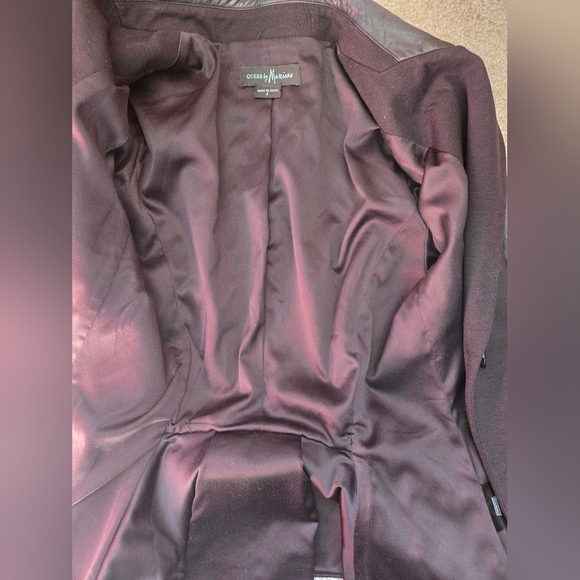 GUESS BY MARCIANO Black Fitted Blazer with Genuine Leather Sleeves, Back Ruffle. - Picture 10 of 15